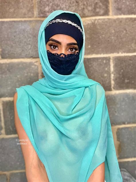 hijab shemale|Shemale • Arab 753 videos